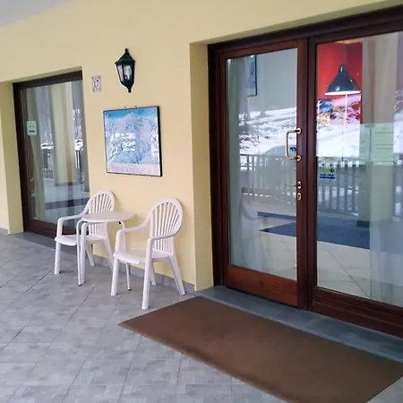 Cimone Polle-life Apart Otel